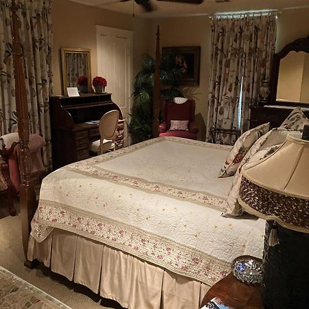 The Lasker Inn Galveston Buitenkant foto